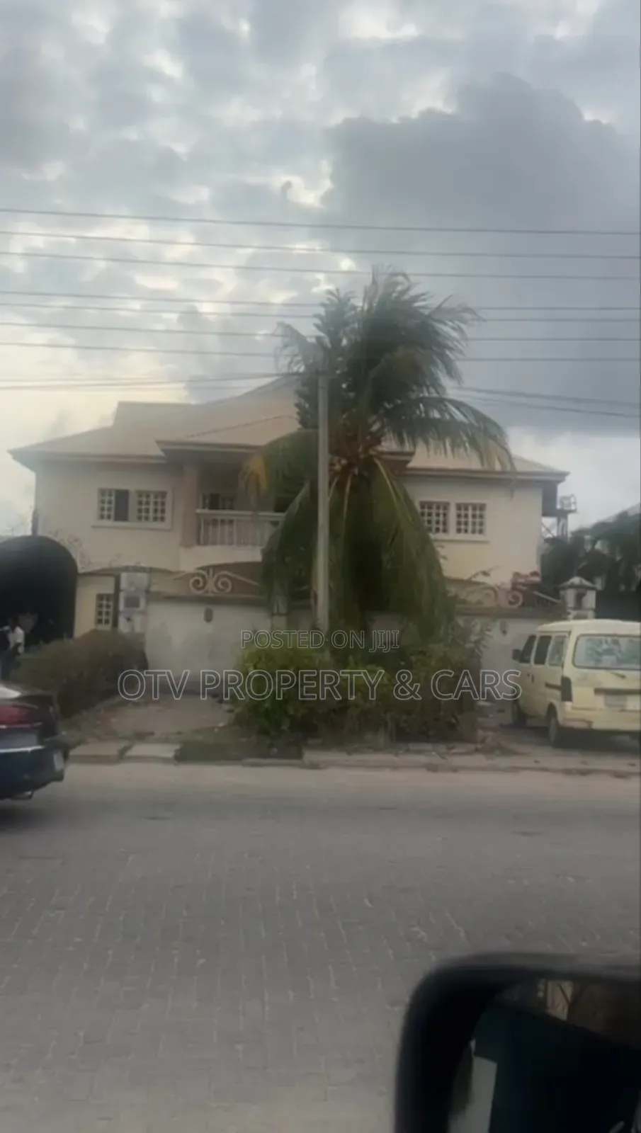 Furnished 6bdrm Duplex in Lekki Phase 1 for sale in Lekki Phase 1