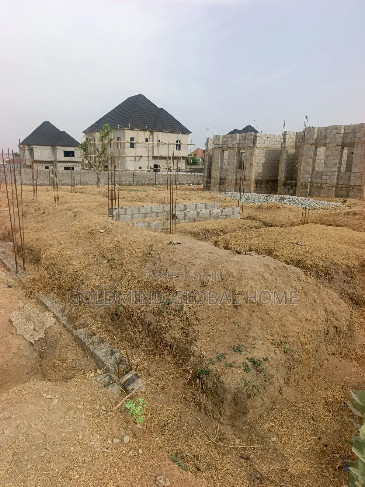 400sqm Estate Land to Build 4 Bedroom Duplex in Kuje in Kuje