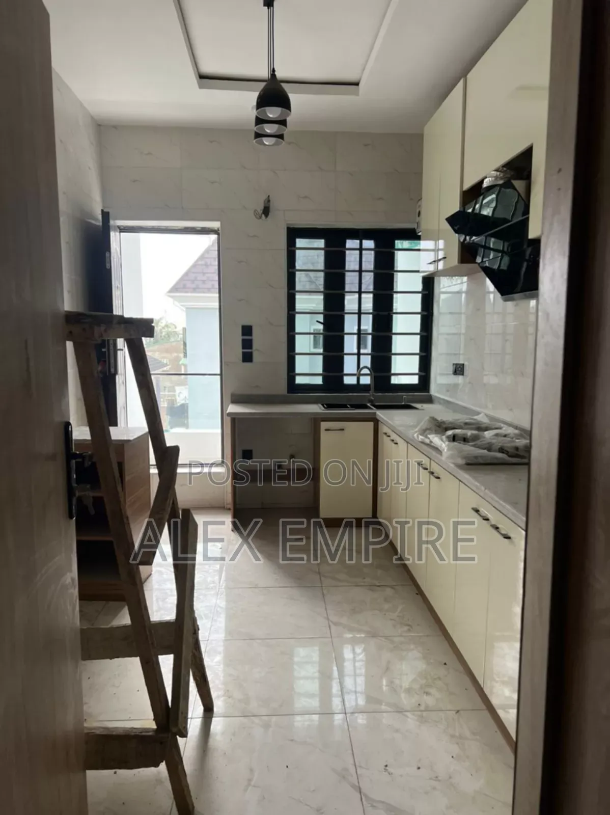 Furnished 4bdrm Block of Flats in Lakeview Estate, Ago Palace for rent in Ago Palace
