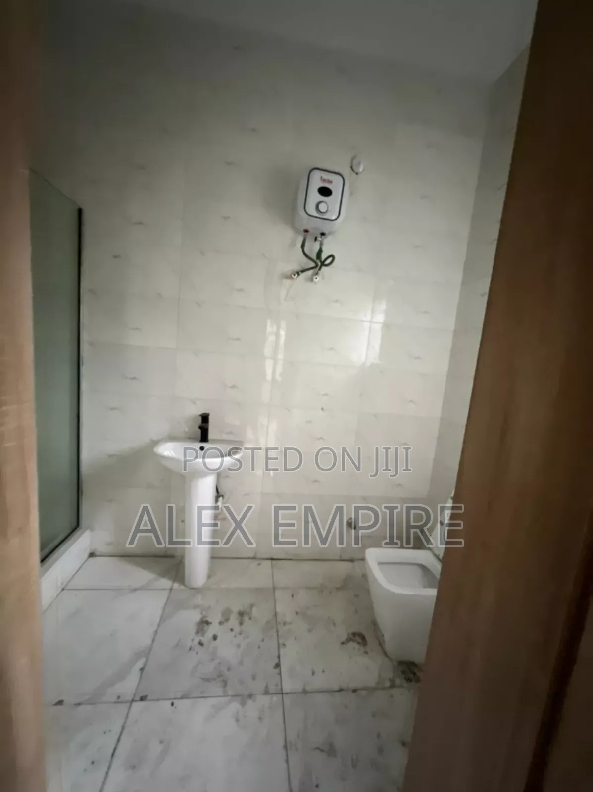 Furnished 4bdrm Block of Flats in Lakeview Estate, Ago Palace for rent in Ago Palace