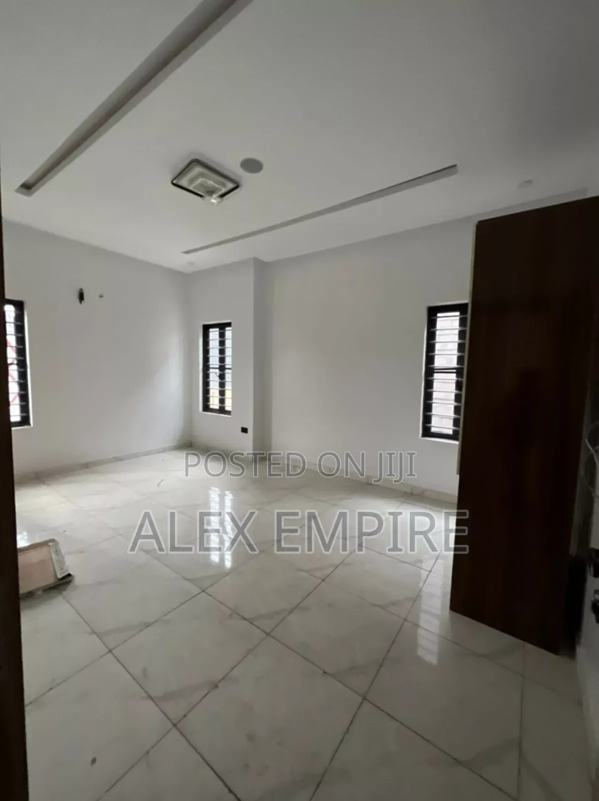 Furnished 4bdrm Block of Flats in Lakeview Estate, Ago Palace for rent in Ago Palace
