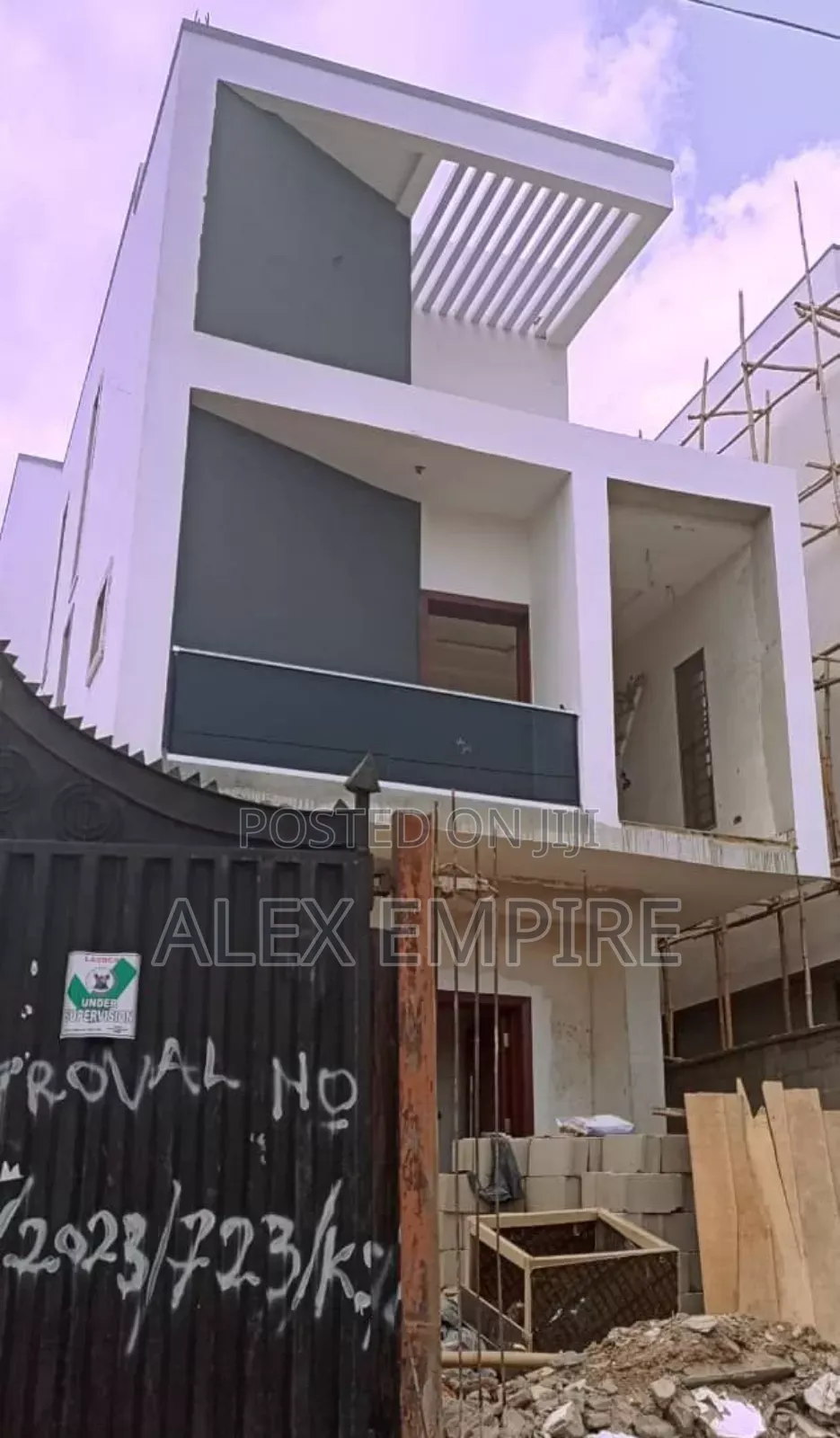 Furnished 4bdrm Duplex in Medina Estate, Ago Palace for sale in Ago Palace