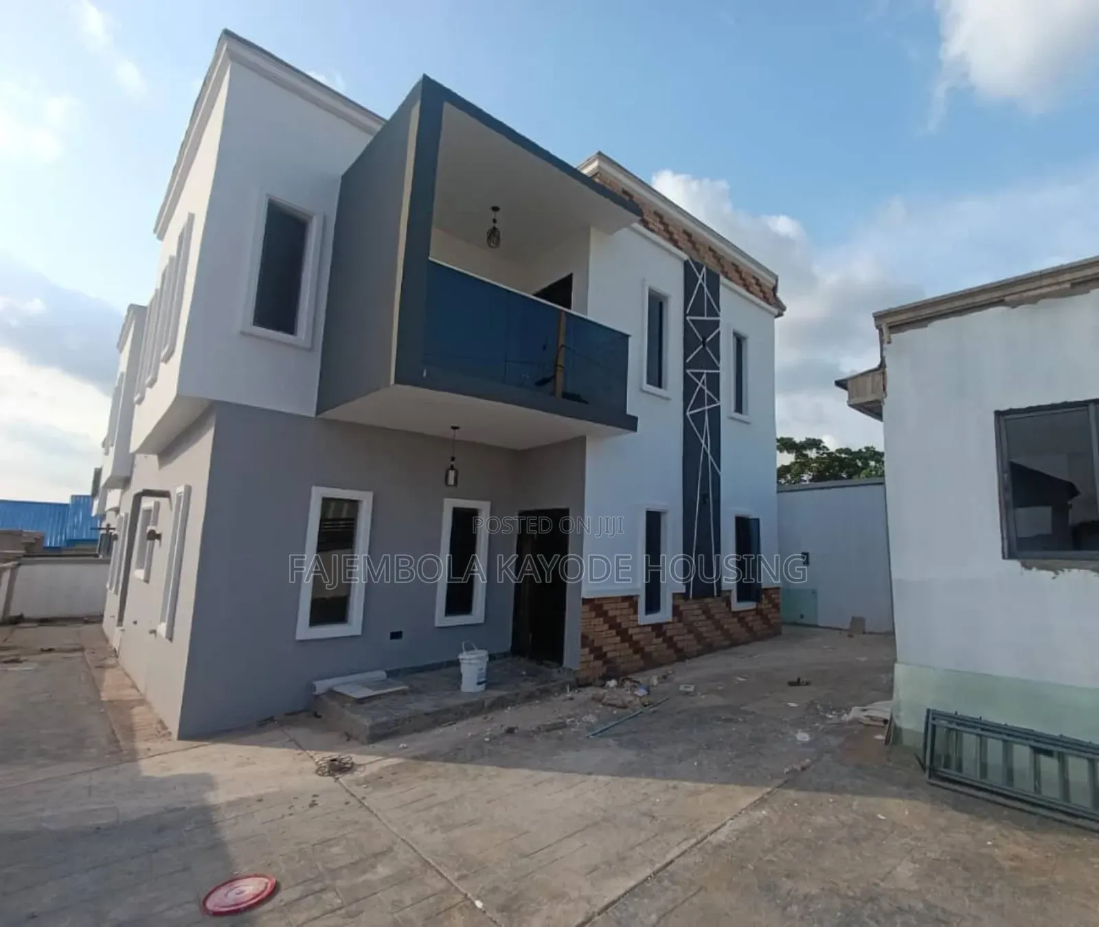 4bdrm Duplex in Kolapo Ishola Gra, Akobo for sale in Akobo