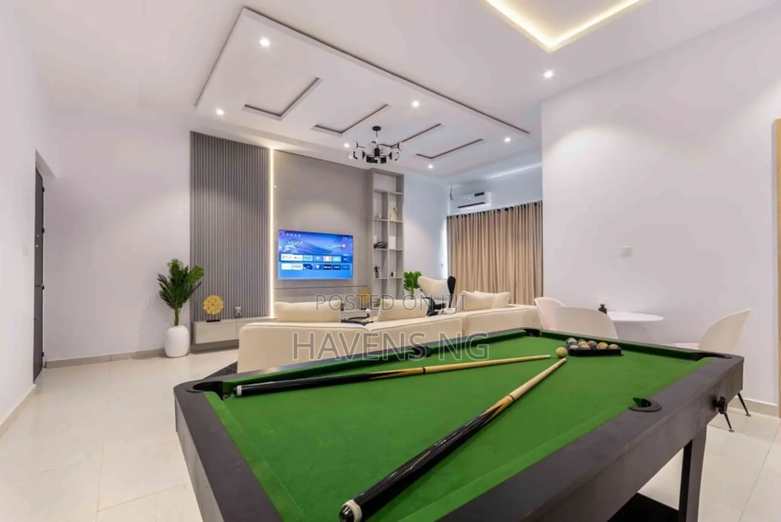 Luxurious 2-Bedroom Apartment in Lekki Phase 1