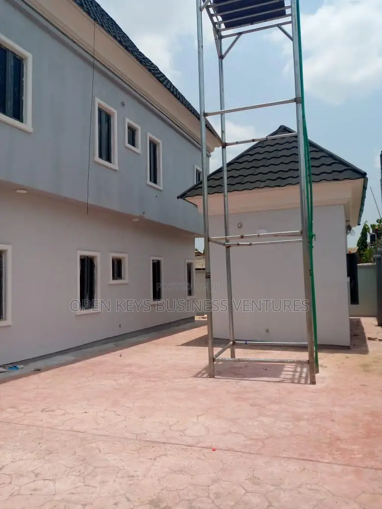 Furnished 4bdrm Duplex in Bovas, Oluyole Estate for sale in Oluyole Estate