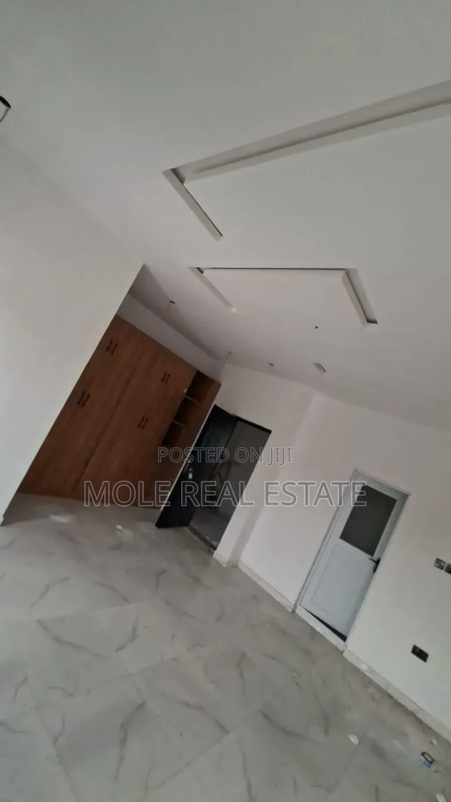 3bdrm Bungalow in 500, Obafemi-Owode for sale in Obafemi-Owode