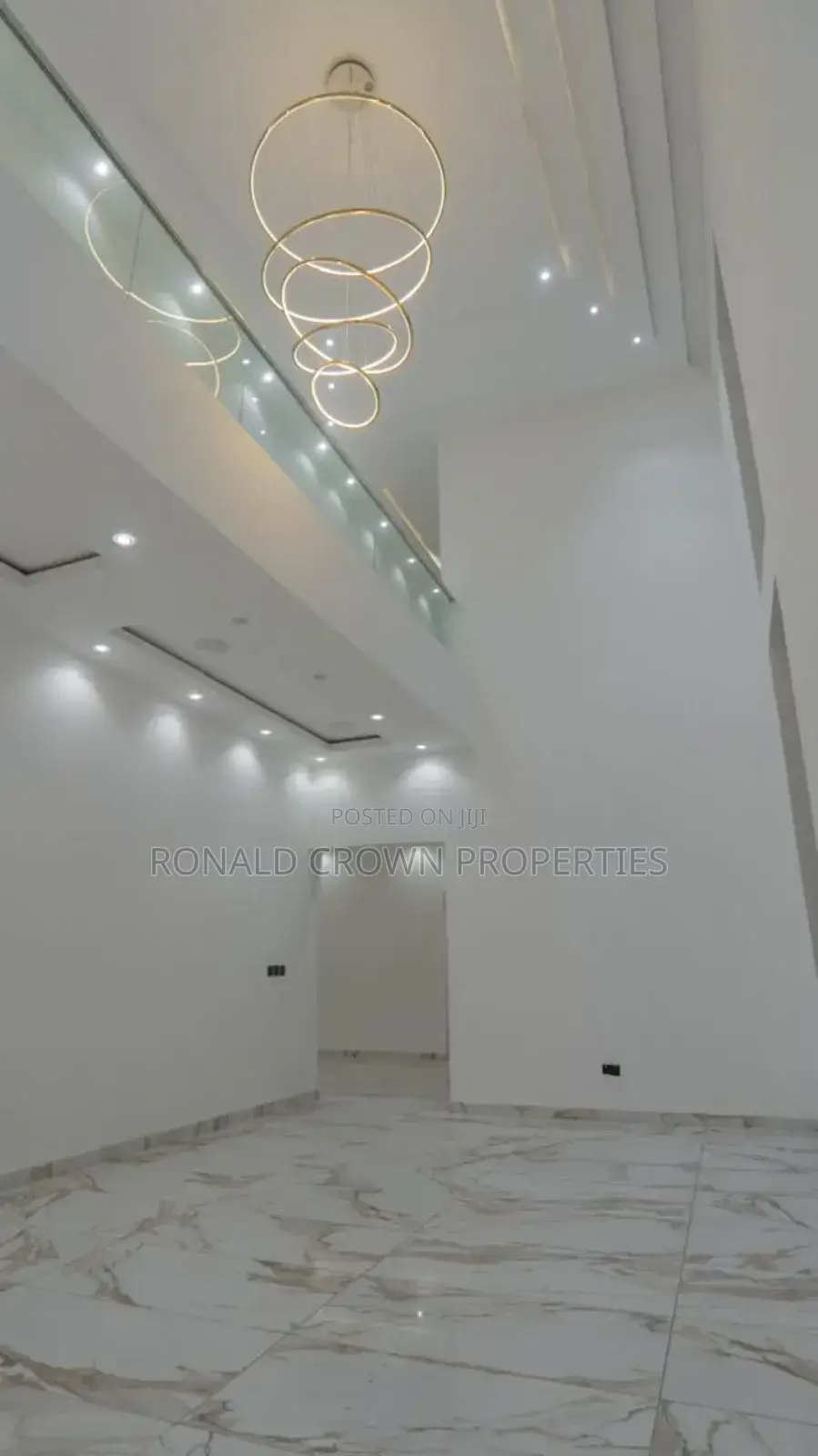 5bdrm Duplex in Lekki Phase 1 for sale in Lekki Phase 1