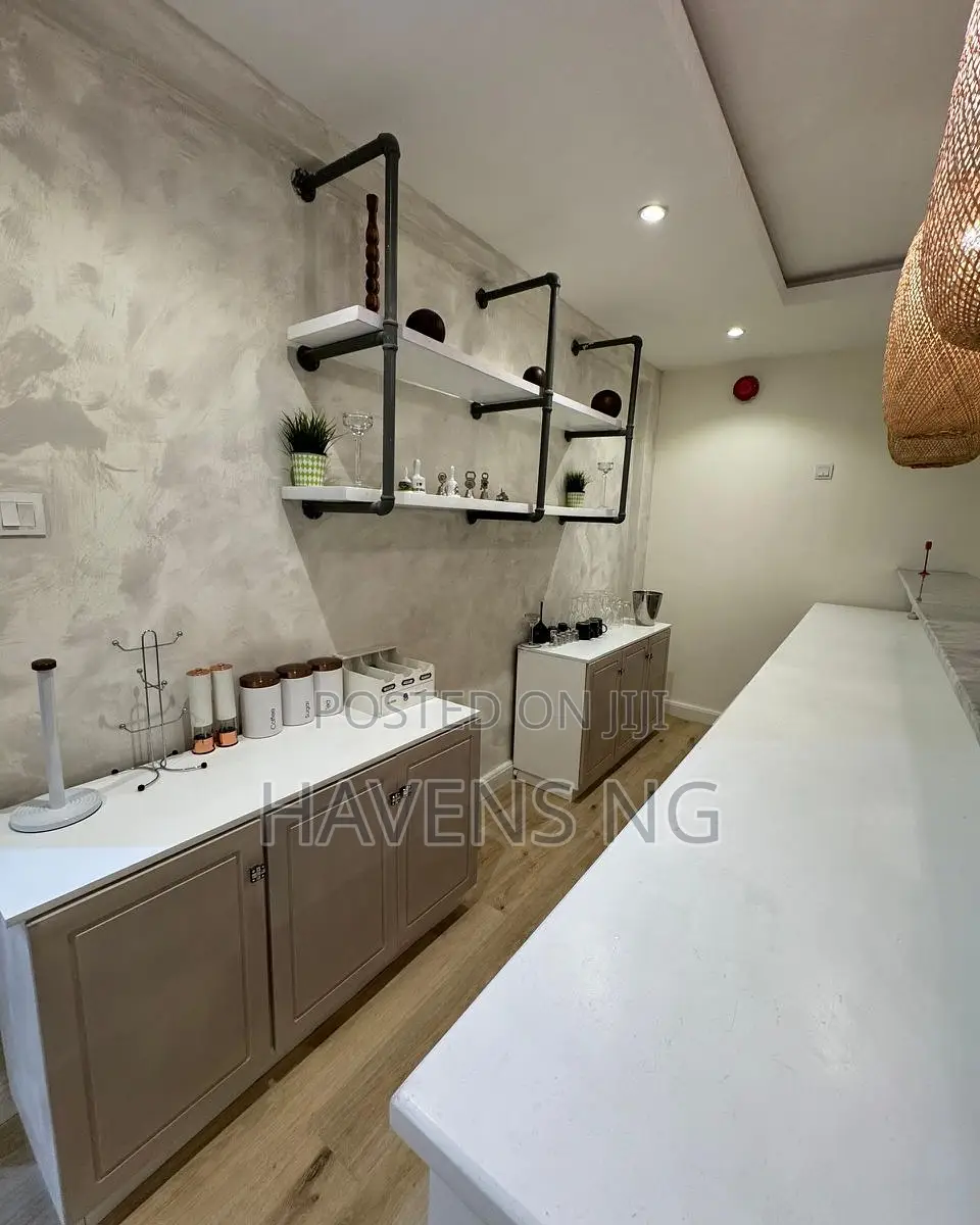 2-Bedroom Luxury Waterfront Apartment With Pool. in Lekki Phase 1