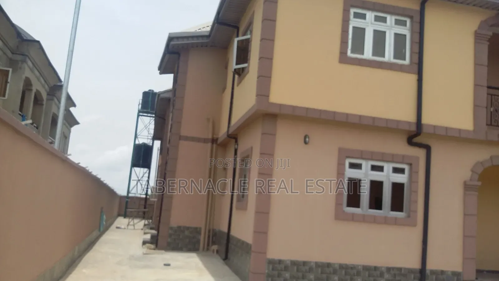3bdrm Apartment in Greenleaf Estate, Ebute for rent in Ebute