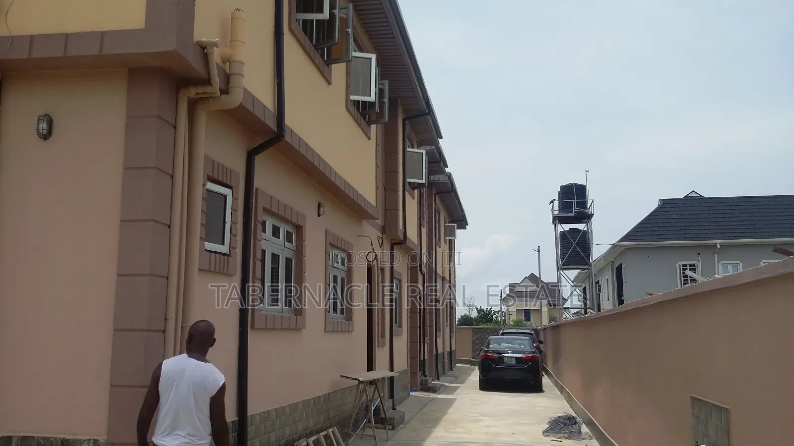 3bdrm Apartment in Greenleaf Estate, Ebute for rent in Ebute