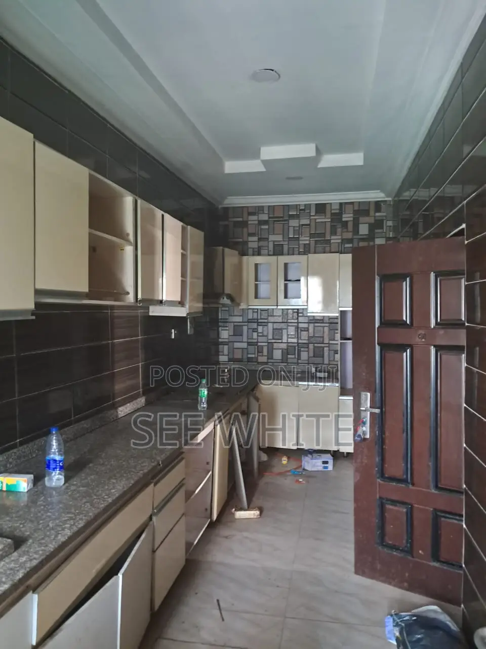 4bedroom Duplex to Let in Satellite Town