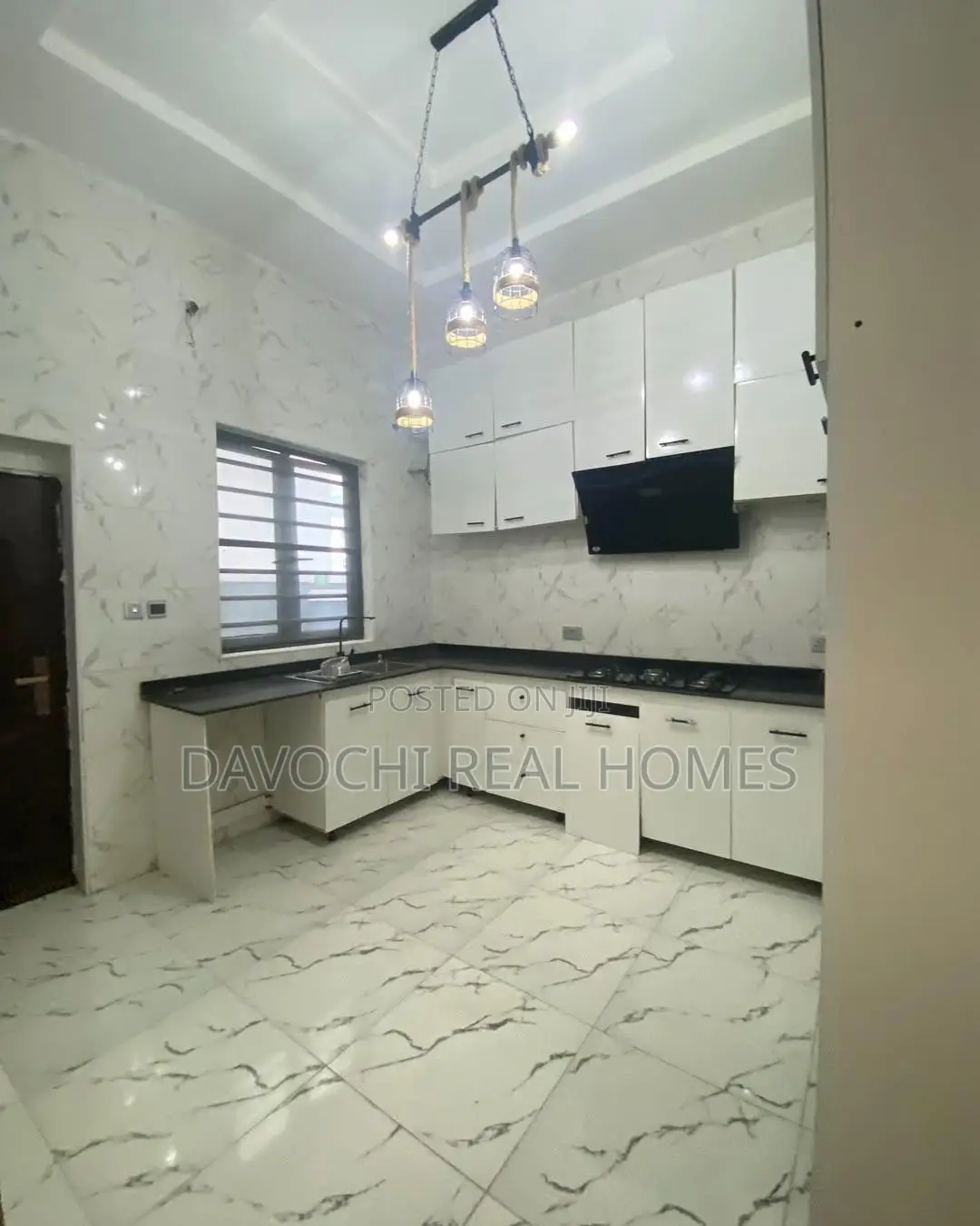 4bdrm Duplex in Ikota, Lekki for rent in Ikota