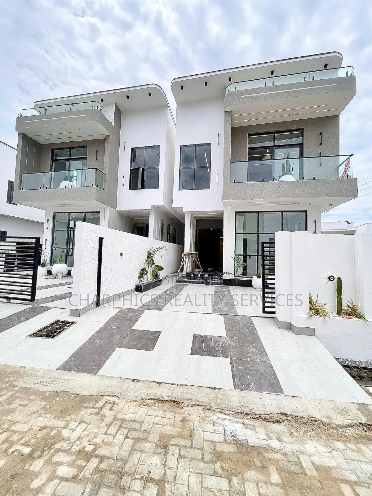 4bdrm Duplex in Ajah for sale in Ajah