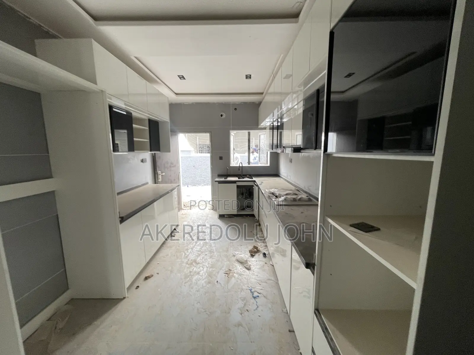 4bdrm Townhouse/Terrace in Durumi for sale in Durumi