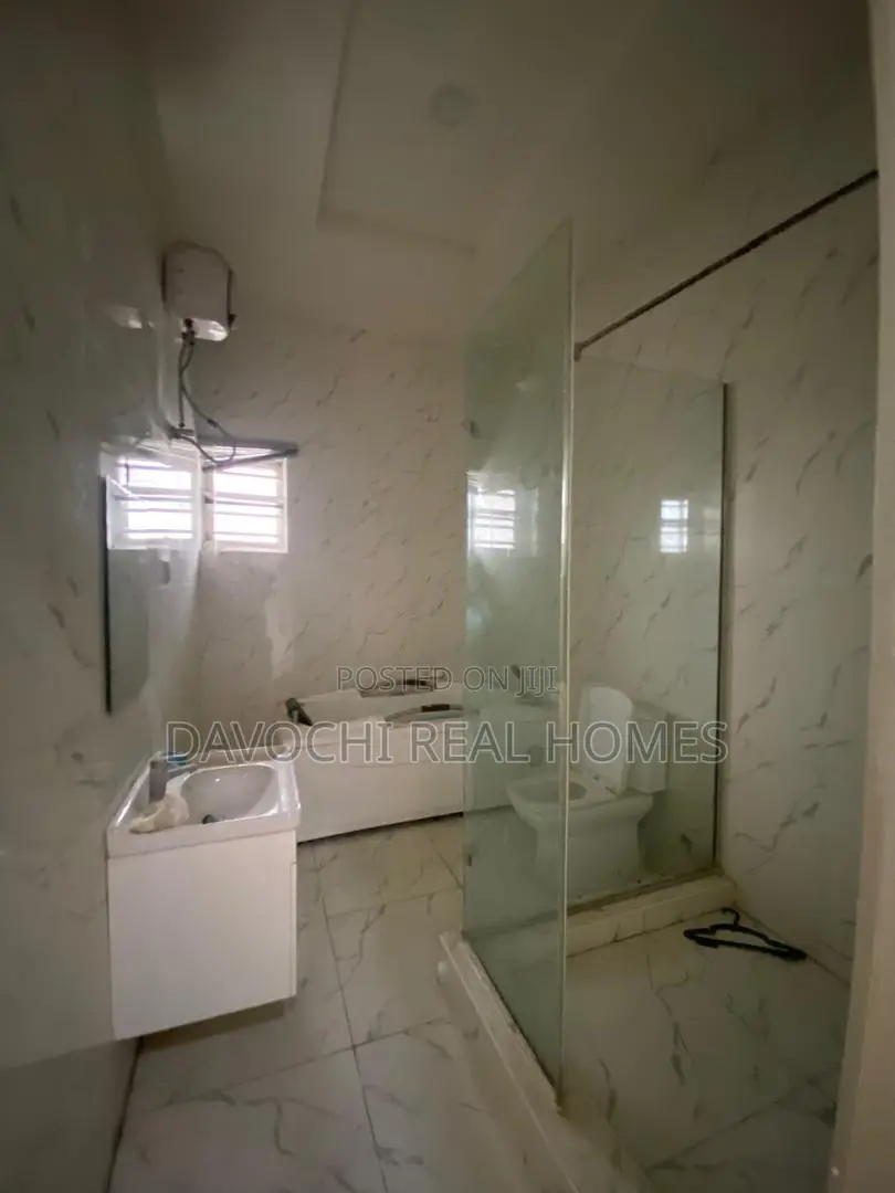 4bdrm Duplex in 2Nd Toll Gate, Lekki, Chevron for rent in Chevron