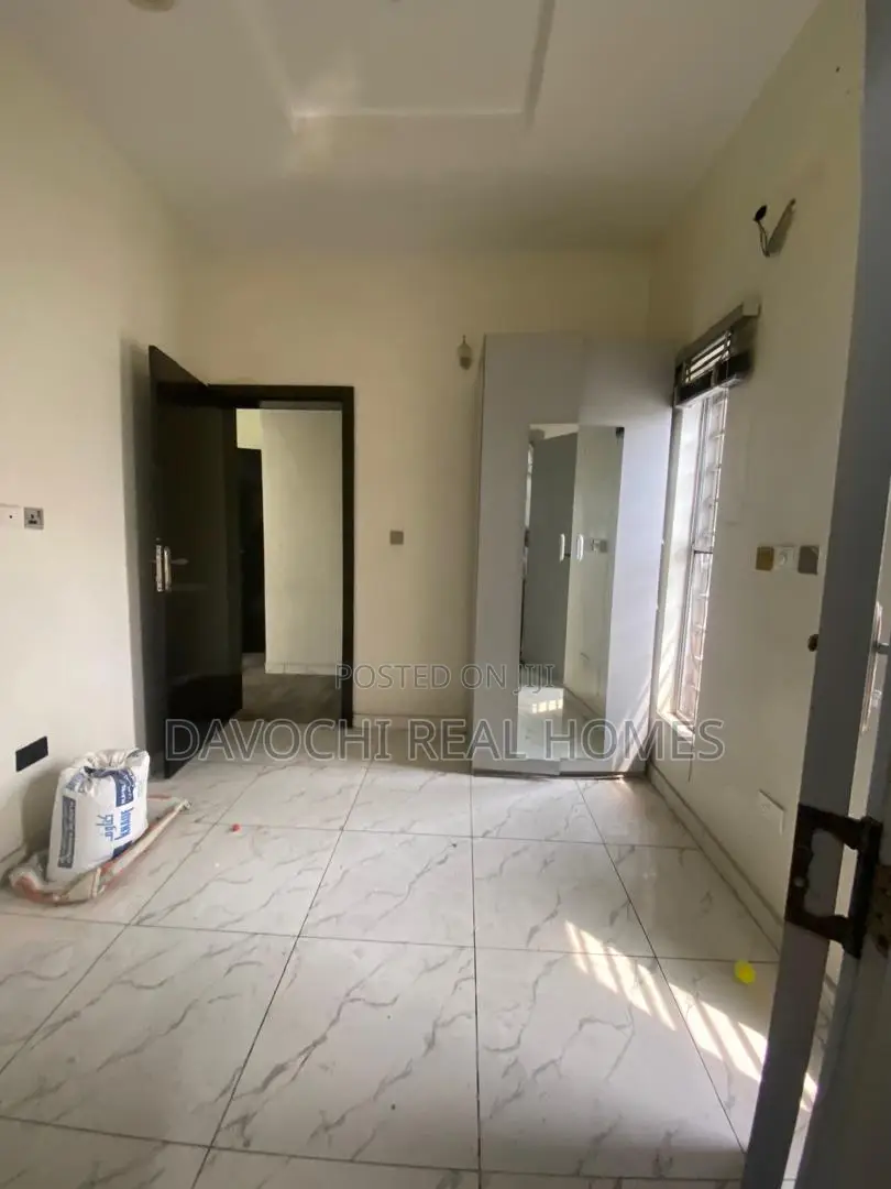 4bdrm Duplex in 2Nd Toll Gate, Lekki, Chevron for rent in Chevron