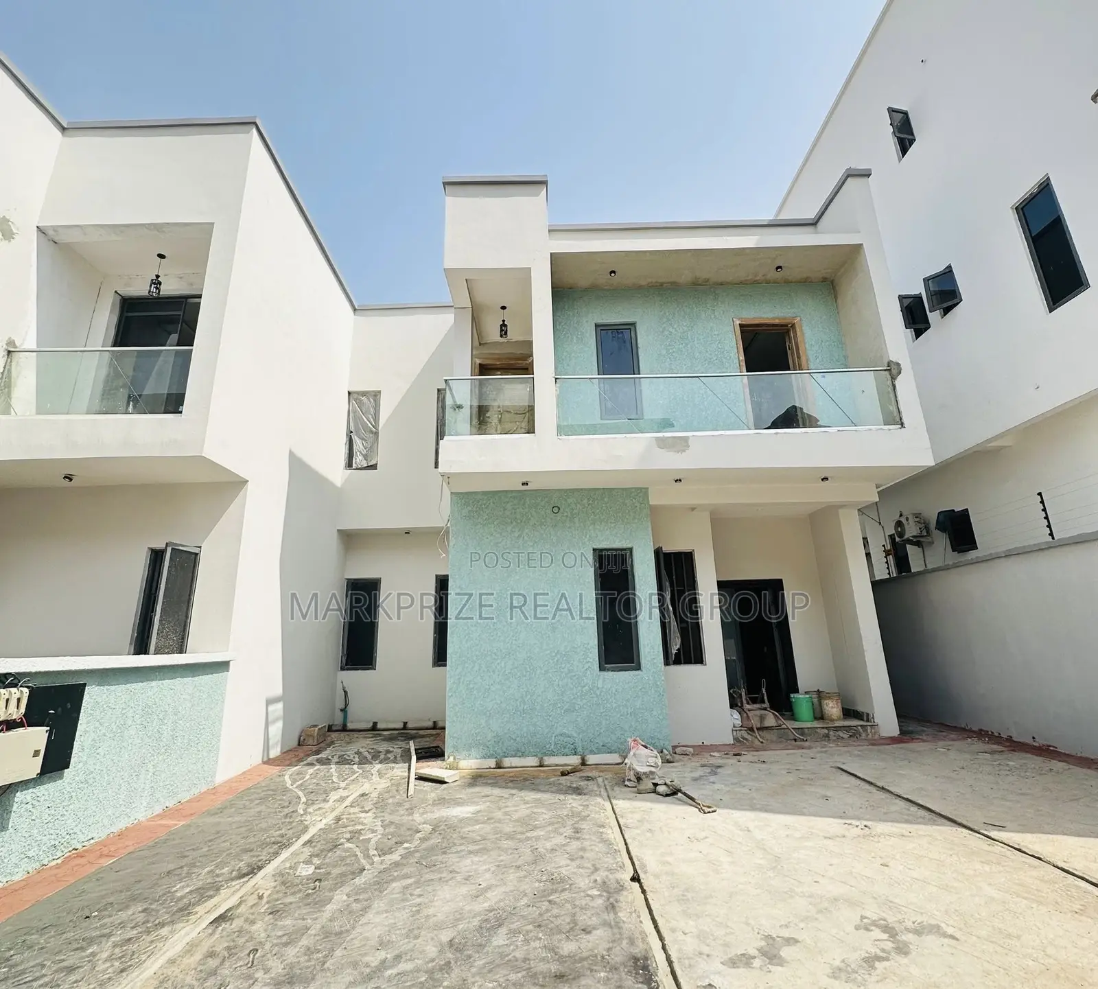 4bdrm Duplex in Magodo Phase 2 Lagos for sale in Magodo