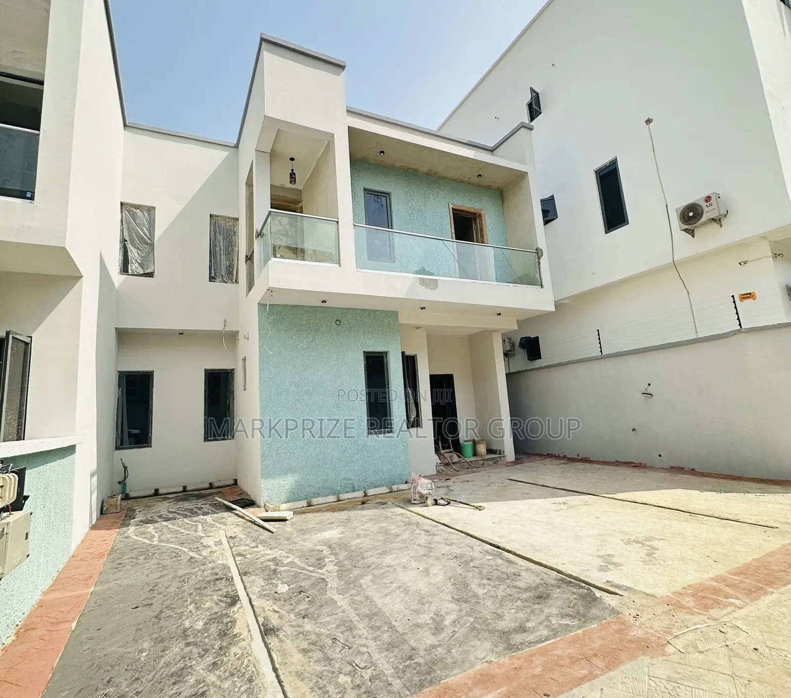 4bdrm Duplex in Magodo Phase 2 Lagos for sale in Magodo