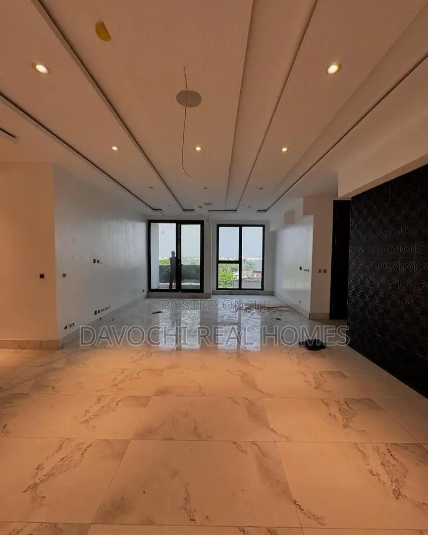 3bdrm Duplex in Bourdilon, Ikoyi, Bourdillon for rent in Bourdillon