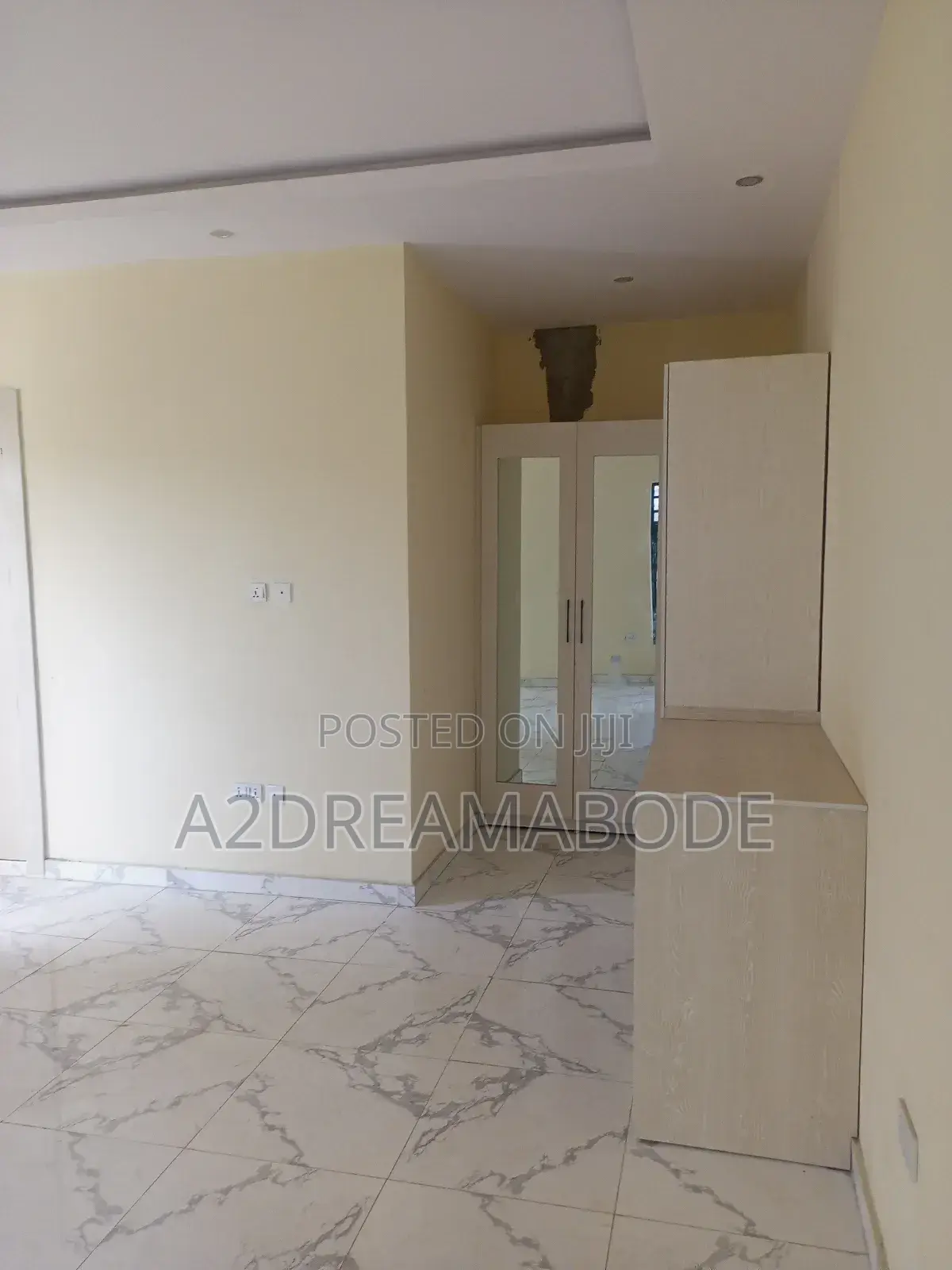 4bdrm Duplex in Ajao Estate Anthony, Maryland for sale in Maryland