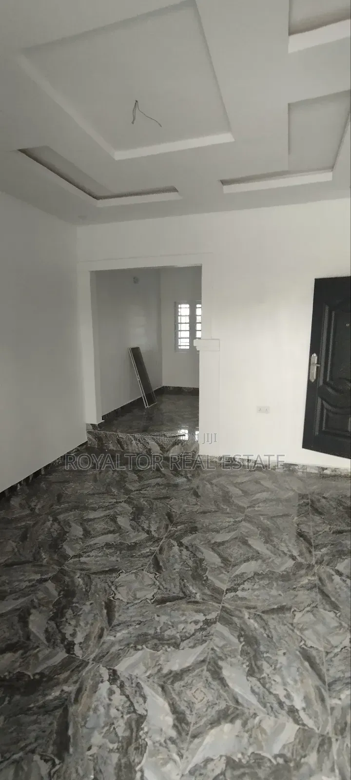 2bdrm Block of Flats in Royaltor Real Estate Benin City for sale in Benin City