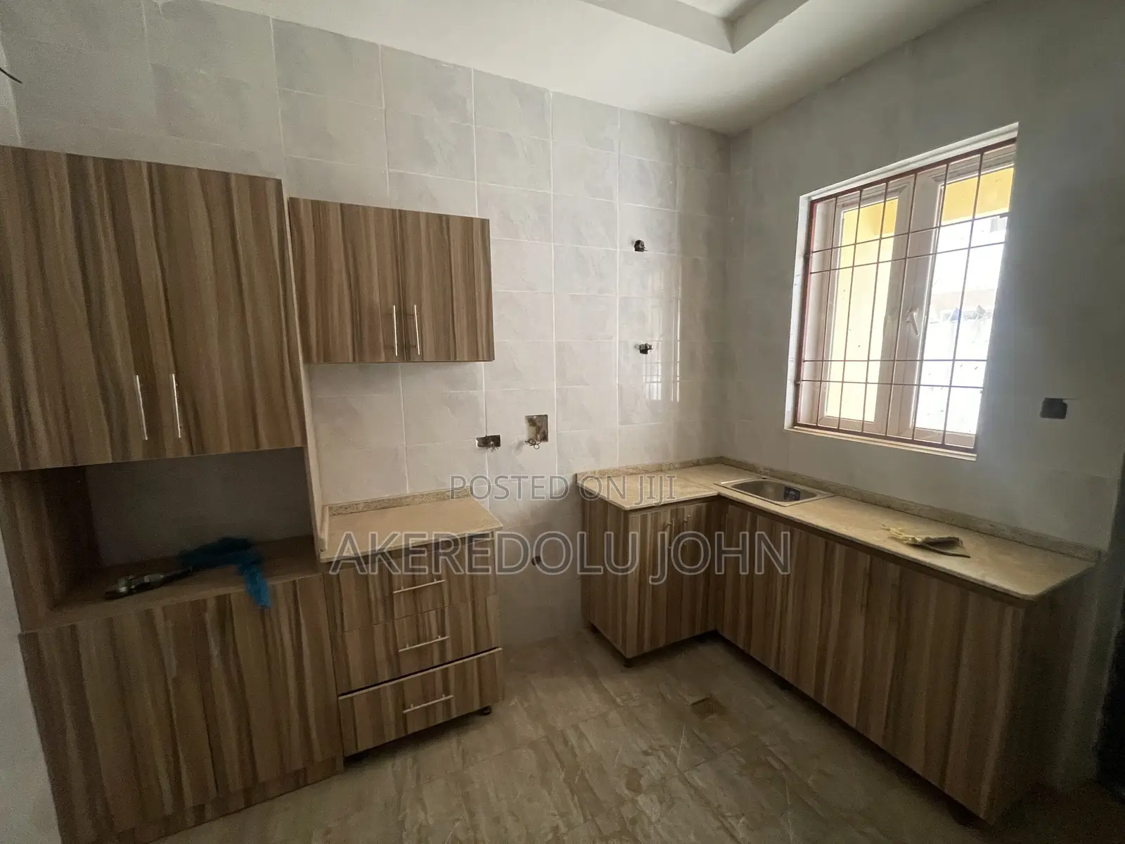 3bdrm Block of Flats in Durumi for sale in Durumi