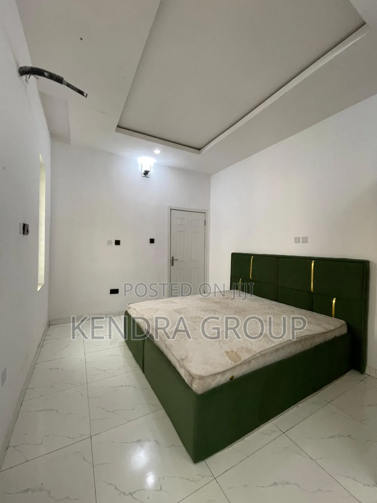 Furnished 4bdrm Duplex in Chevron for sale in Chevron