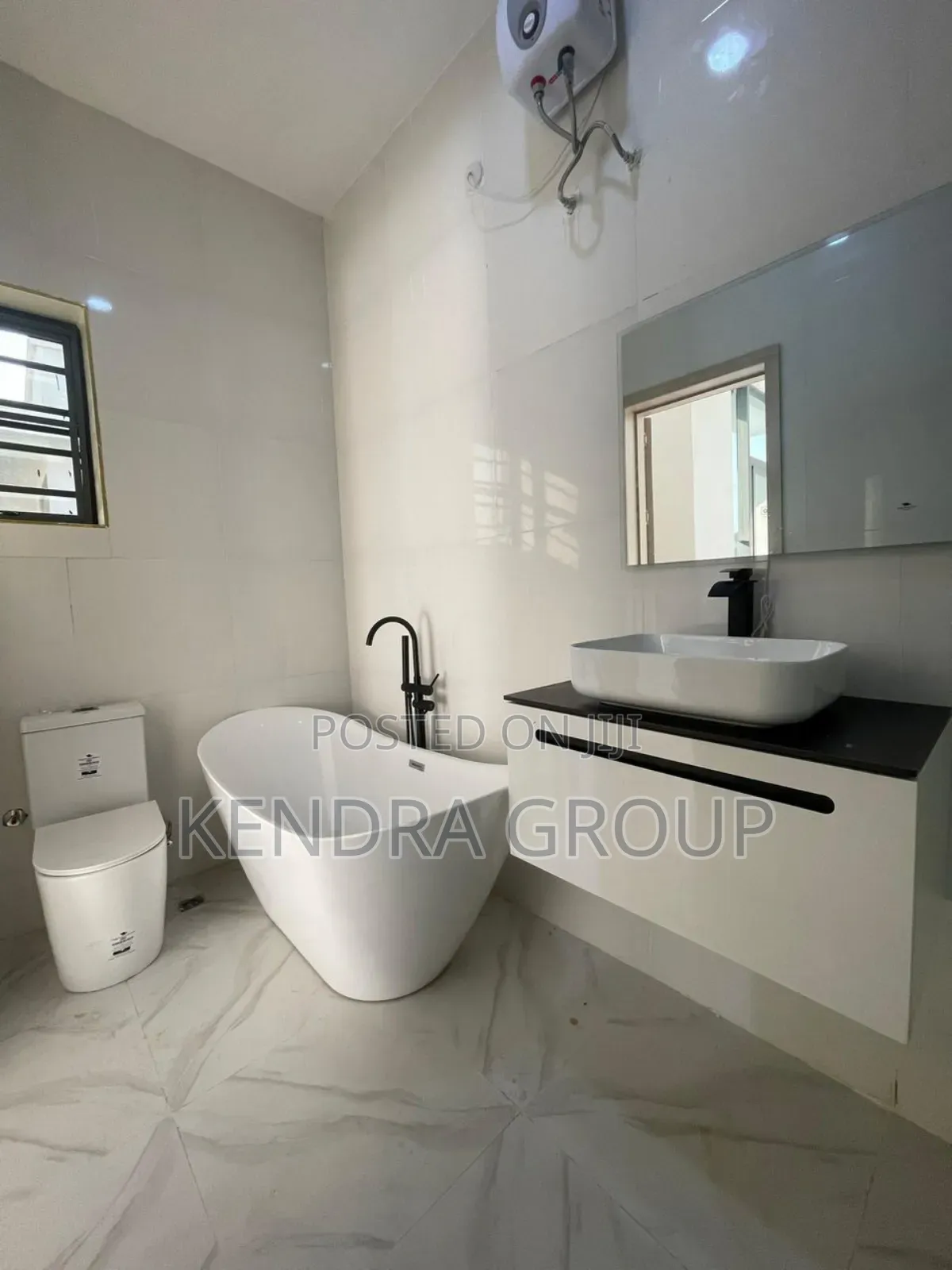 Furnished 4bdrm Duplex in Chevron for sale in Chevron
