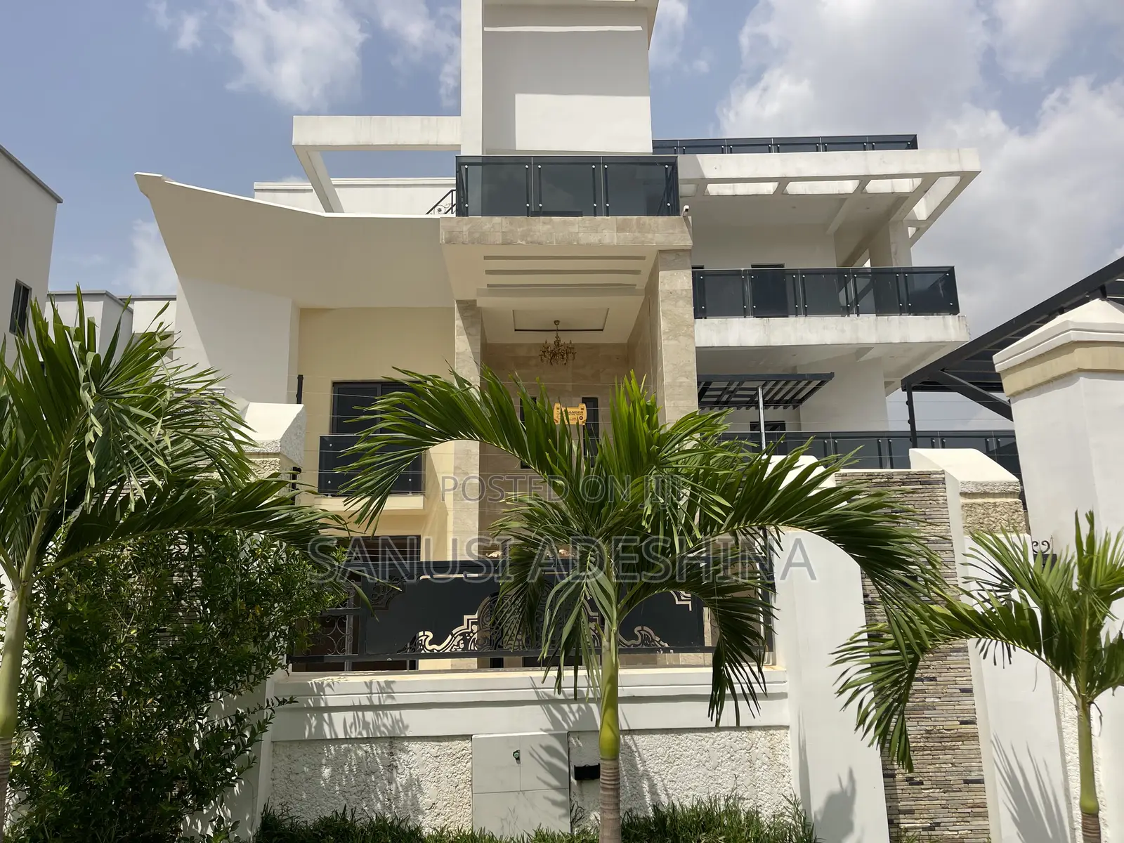 8bdrm Duplex in Katampe Extension At for sale in Katampe Extension