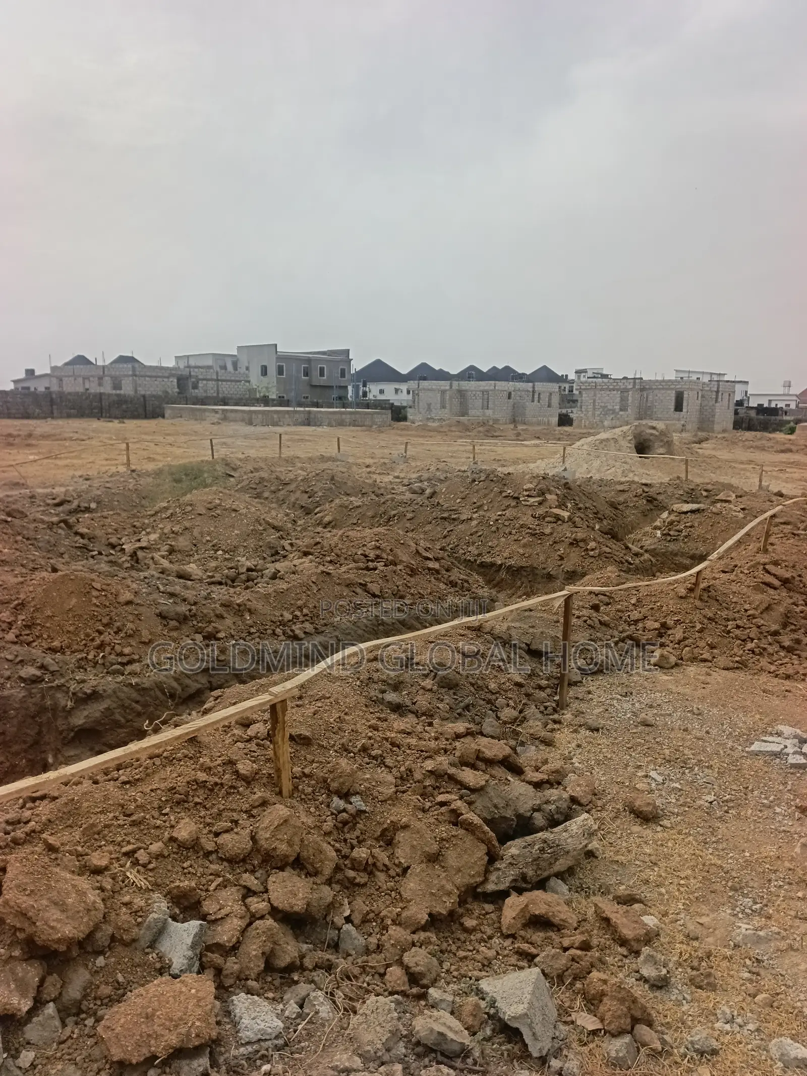 Estate Land to Build 4 Bedrooms Duplex in Lugbe in Sabon Lugbe