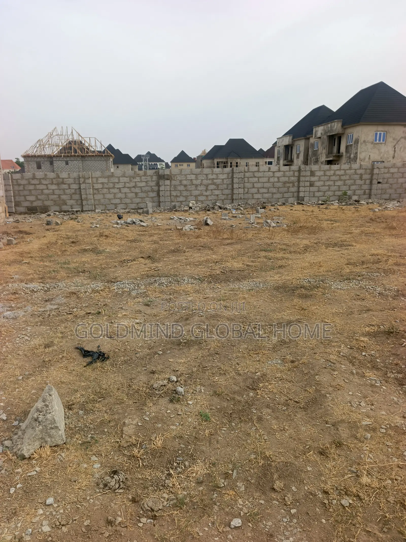 Estate Land to Build 4 Bedrooms Duplex in Lugbe in Sabon Lugbe