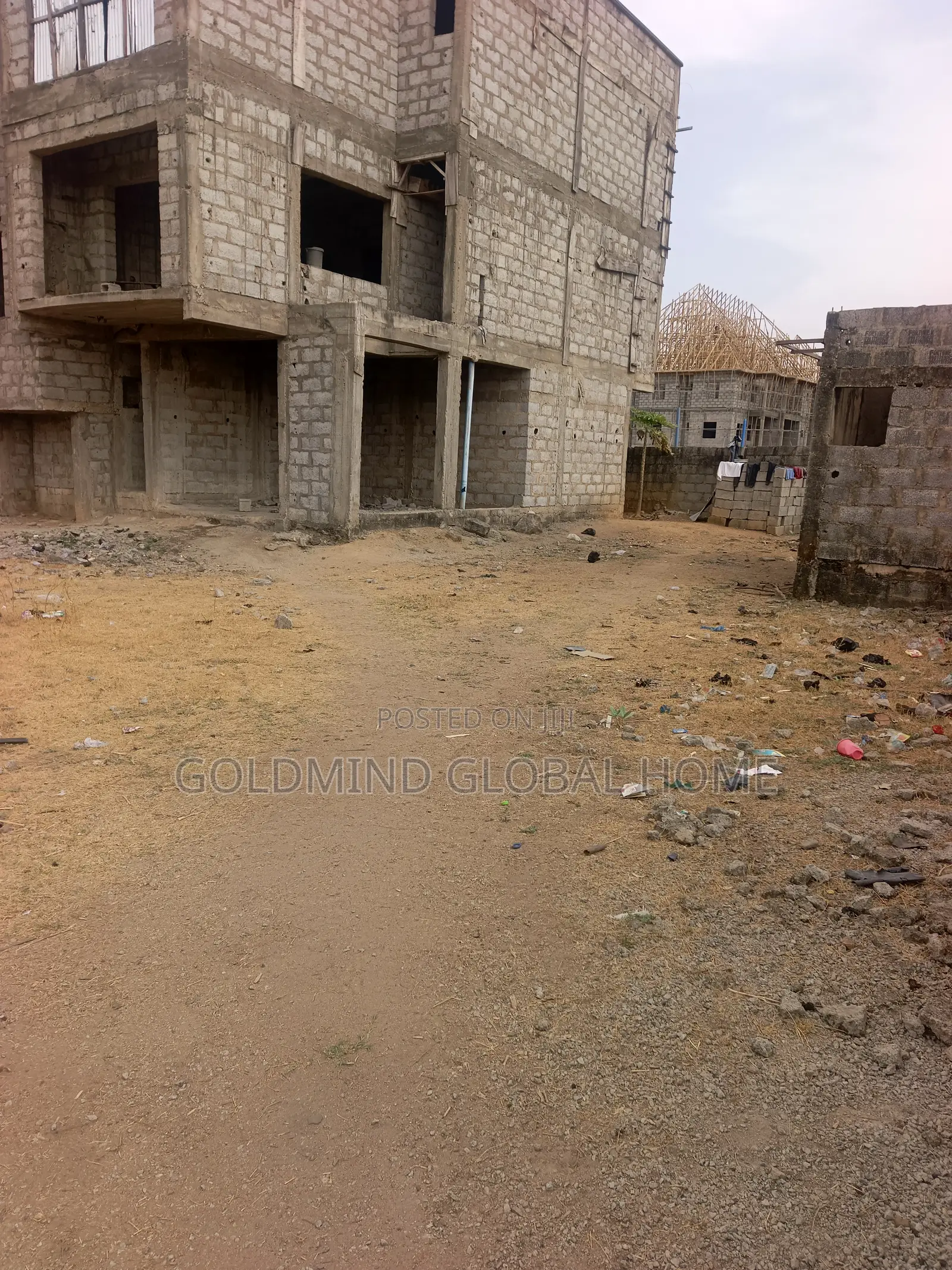 Kuje Estate Land to 3bedroom Bungalow With B.Q in Kuje