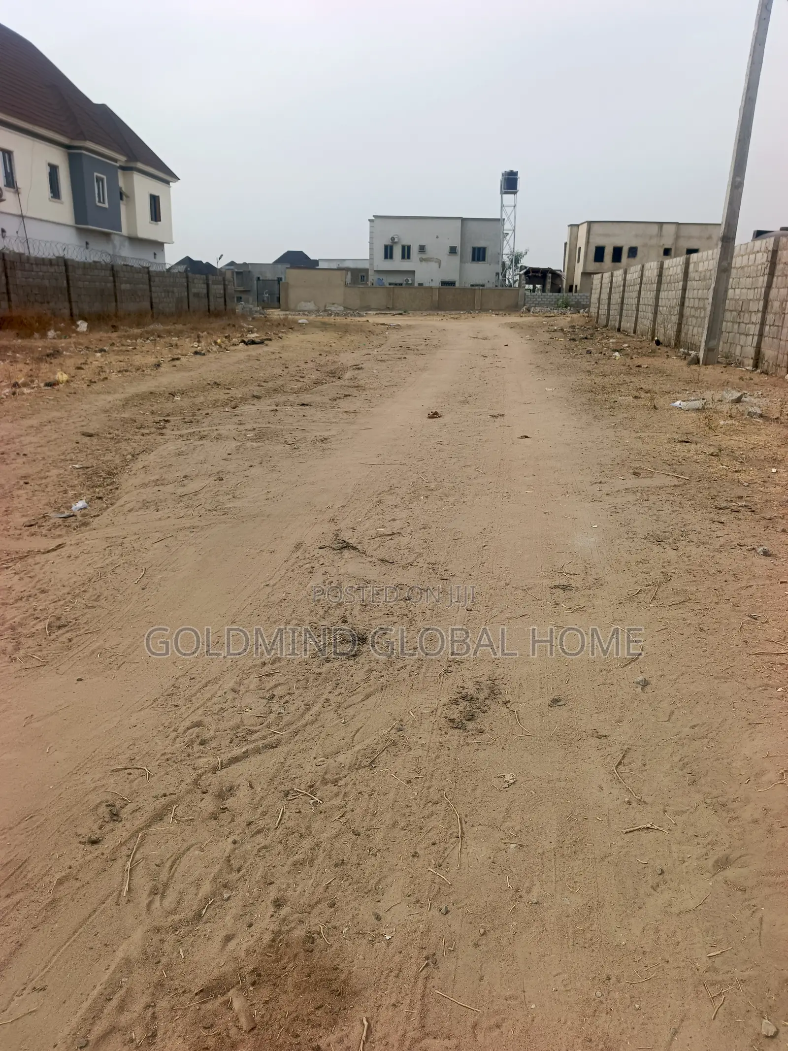 Kuje Estate Land to 3bedroom Bungalow With B.Q in Kuje