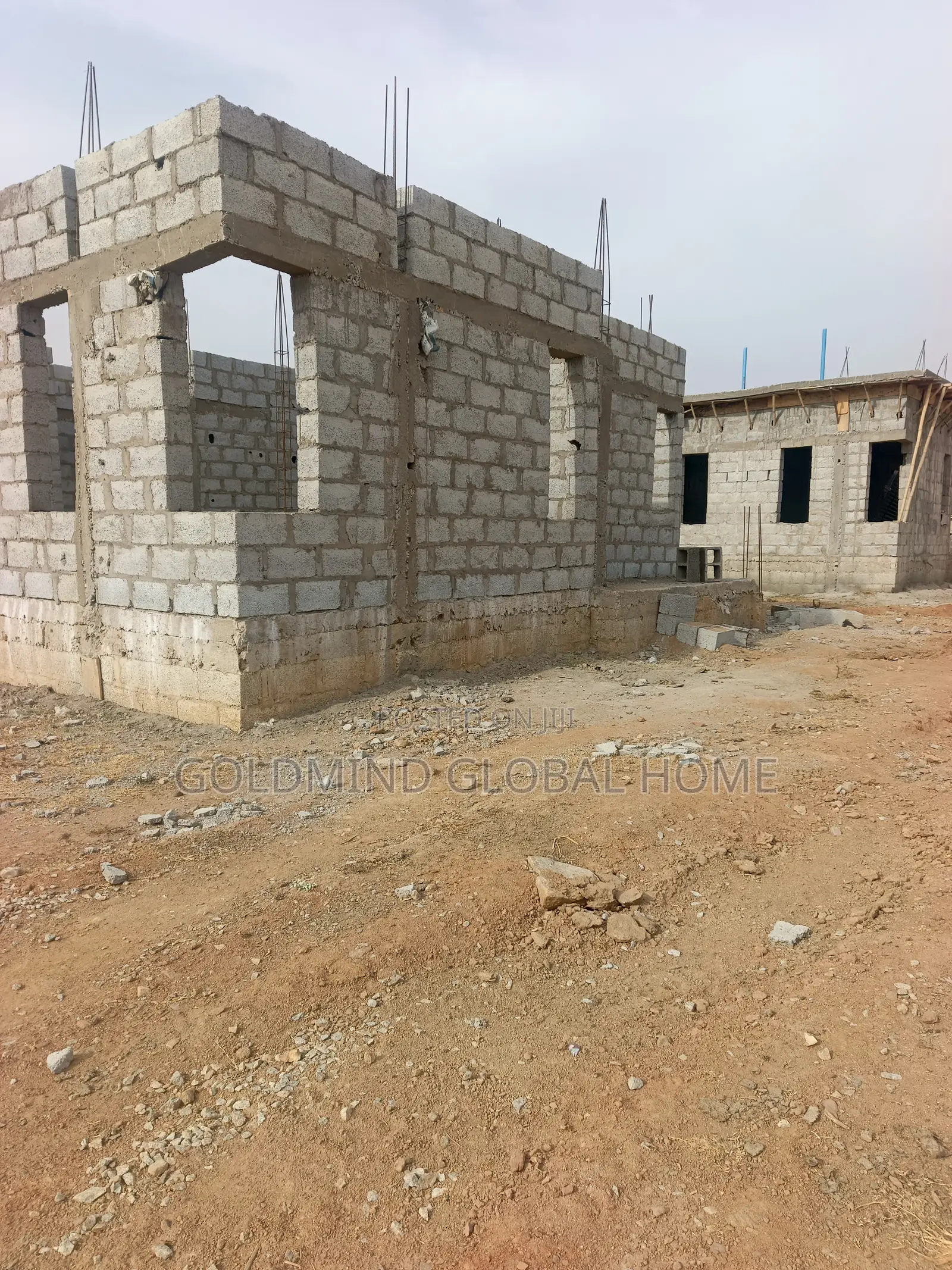 Buildable and Livable Estate Land in Lugbe for Sale in Sabon Lugbe