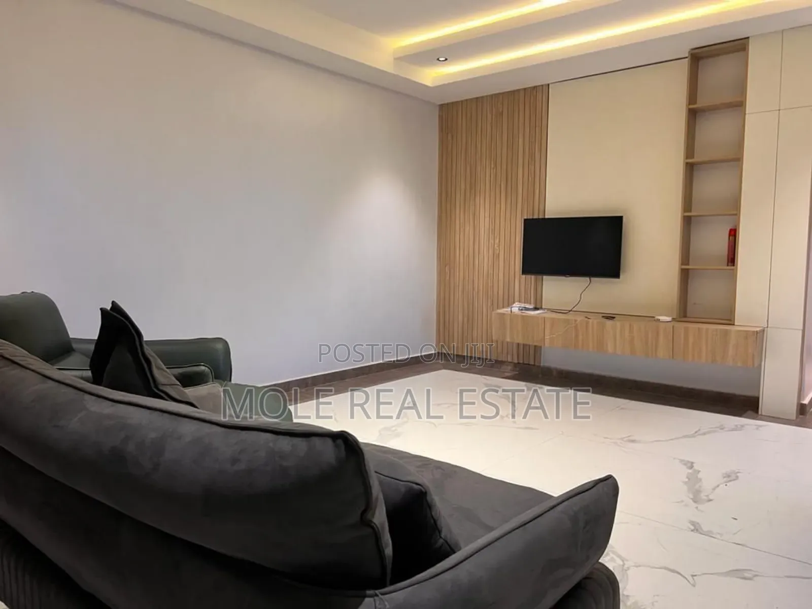 Furnished 2bdrm Apartment In Leki Phase 1 For Sale in Lekki Phase 1