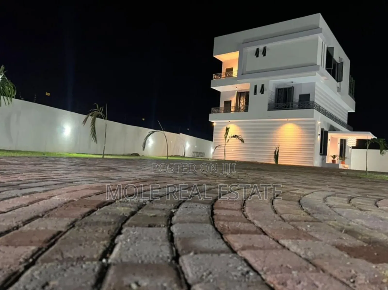 Furnished 5bdrm Duplex in Osapa for sale in Osapa london