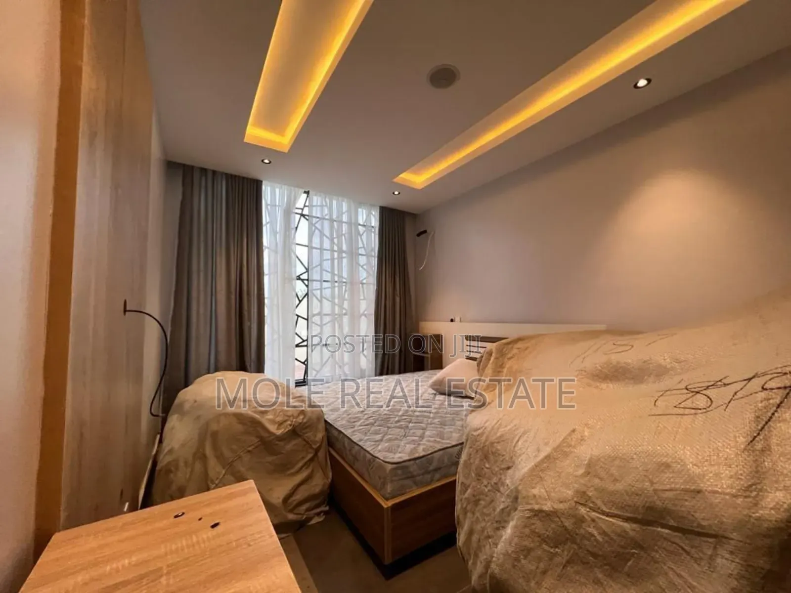 Furnished 5bdrm Duplex in Osapa for sale in Osapa london