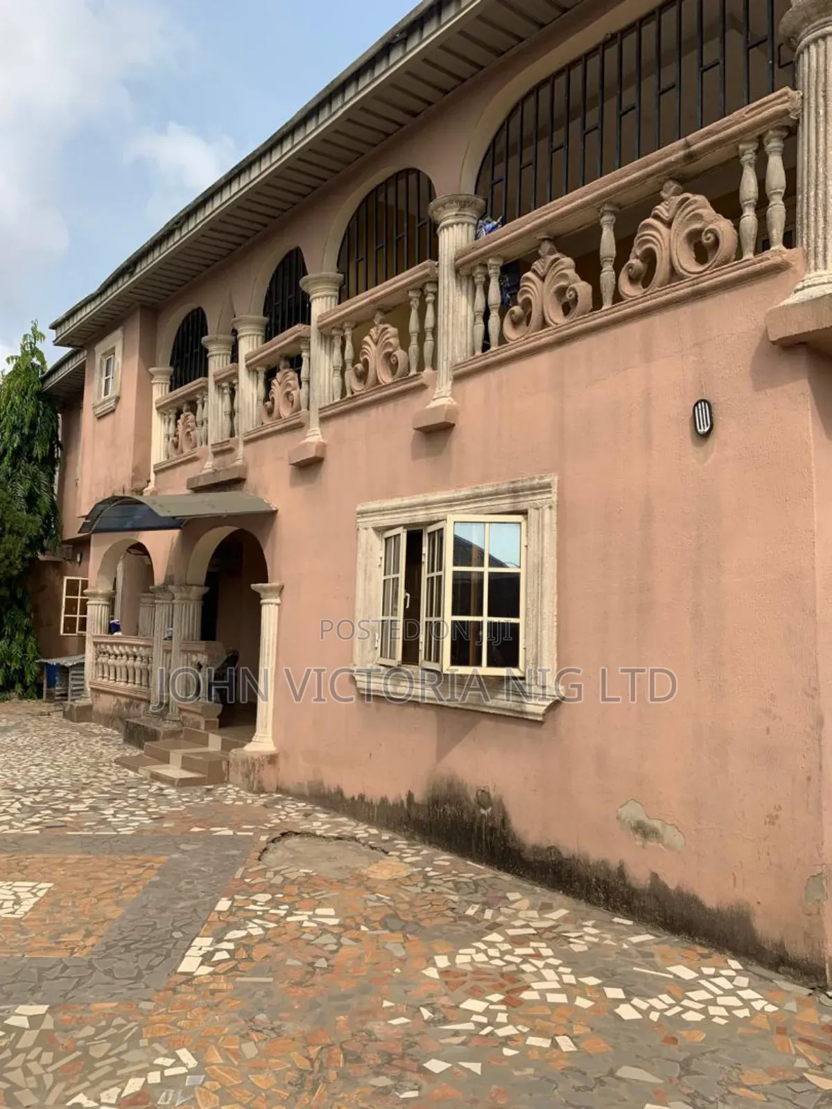 13bdrm Block of Flats in Ajara, Badagry for sale in Badagry