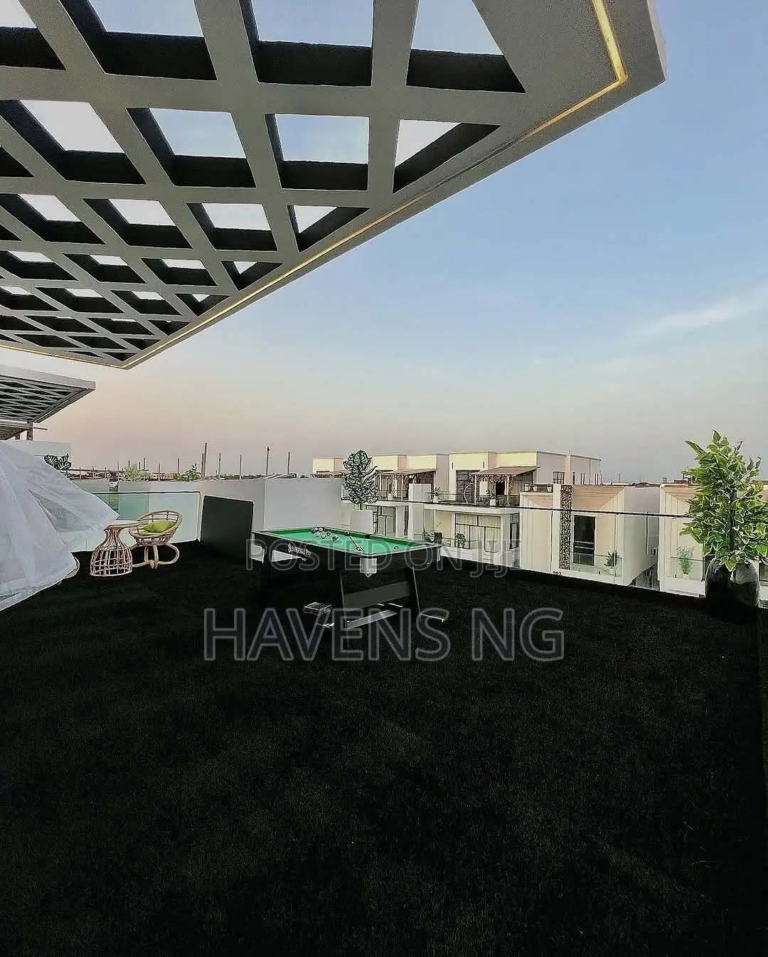 5bdrm Duplex in Lekki Phase 1 for sale in Lekki Phase 1