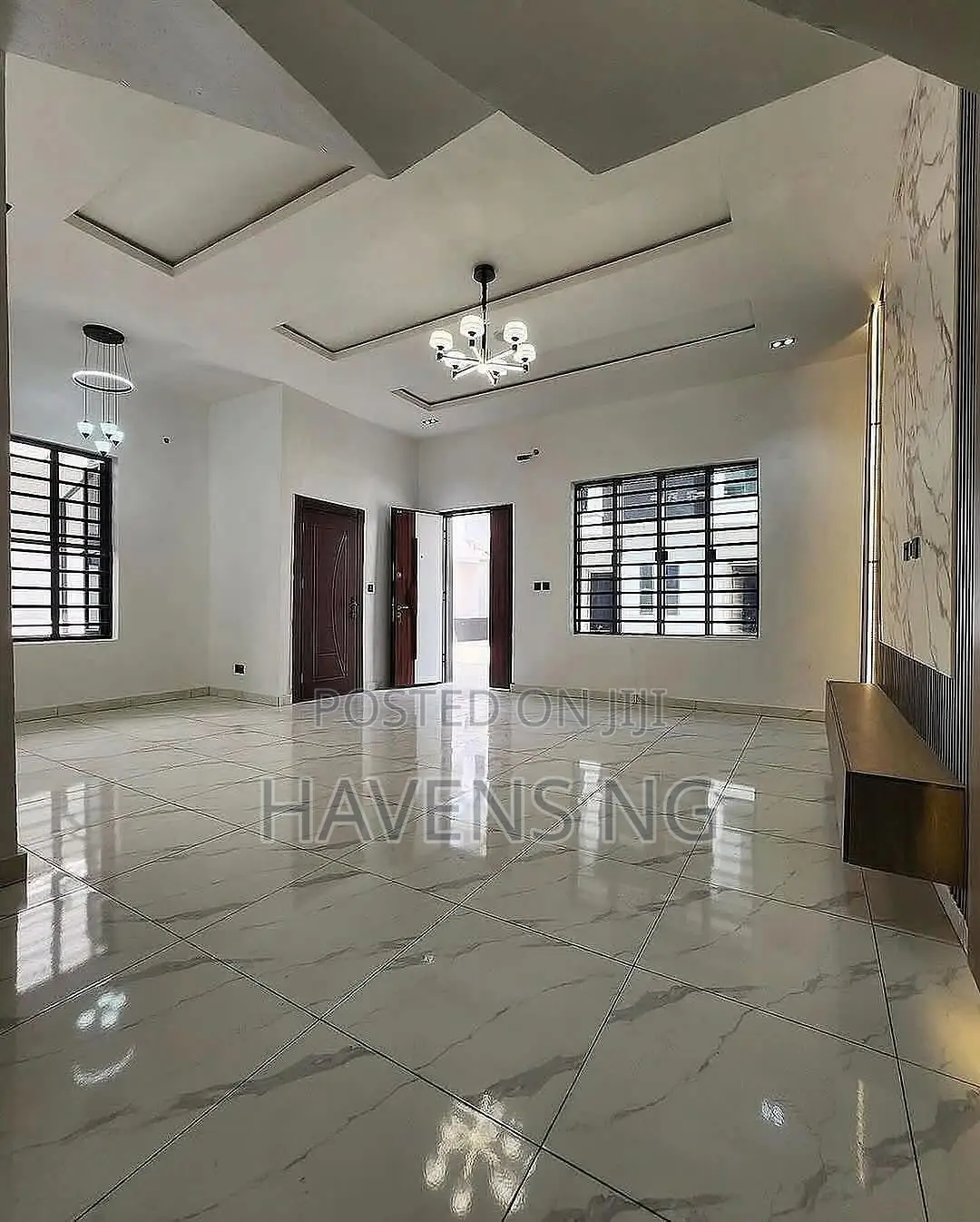 4bdrm Duplex in Ikota for sale in Ikota