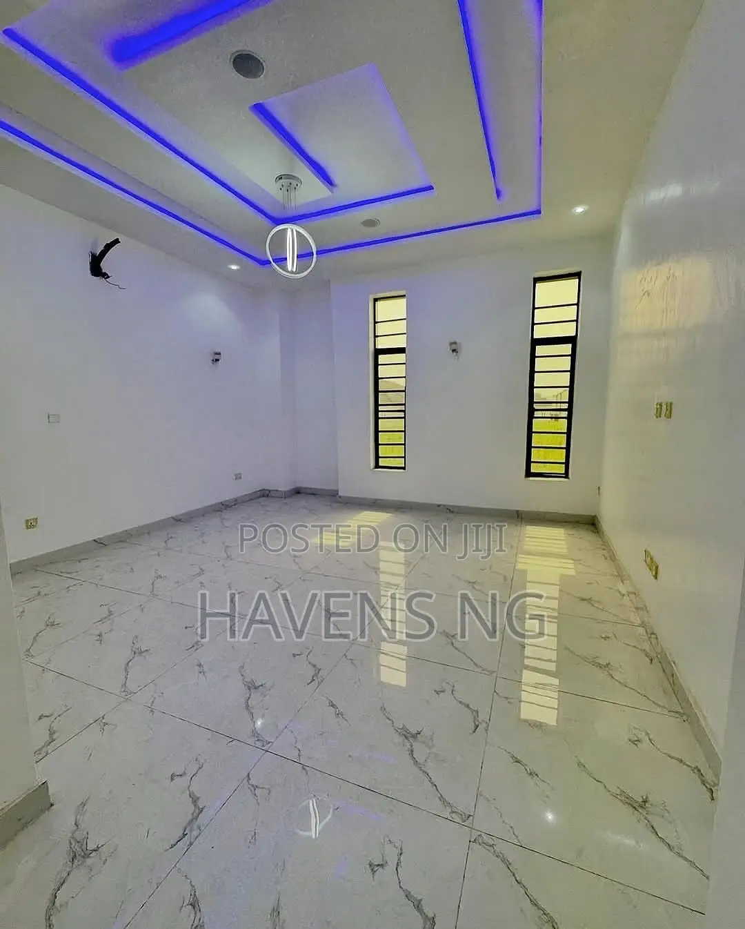 5bdrm Duplex in Lekki Phase 2 for sale in Lekki Phase 2
