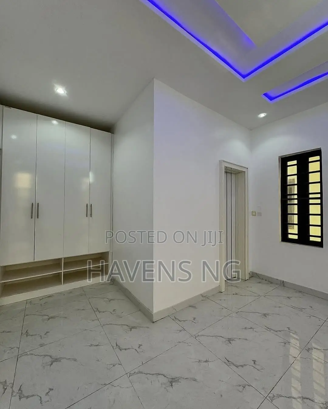 5bdrm Duplex in Lekki Phase 2 for sale in Lekki Phase 2