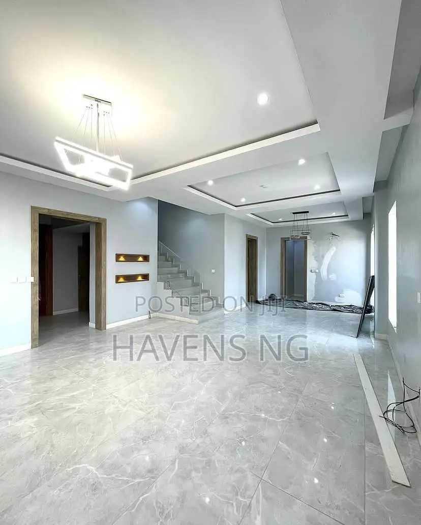 4bdrm Maisonette in Lekki Phase 1 for sale in Lekki Phase 1