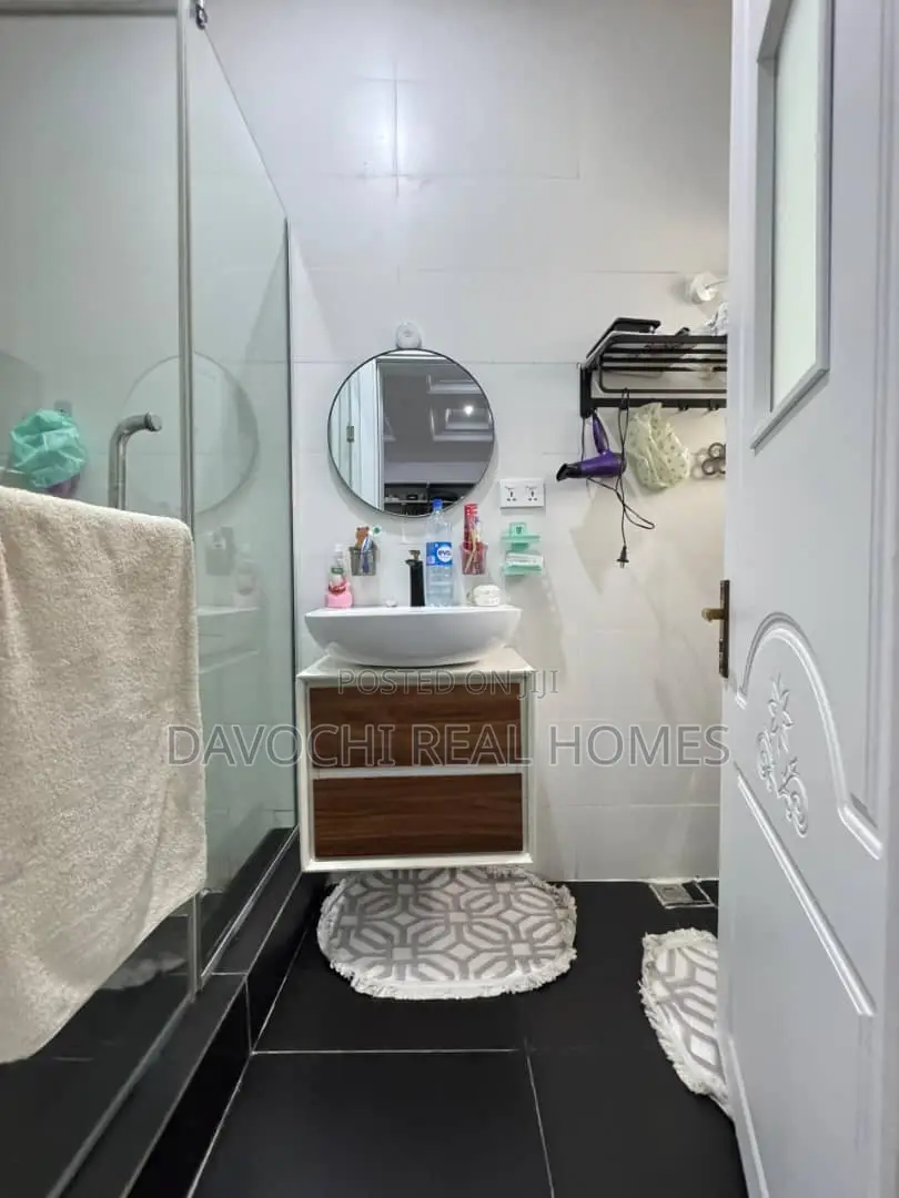 Luxury 1 Bedroom Furnished Apartment for Sale in Ikate