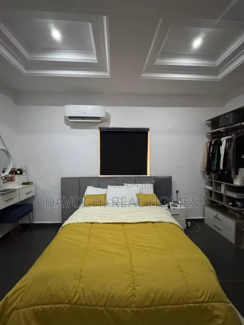 Luxury 1 Bedroom Furnished Apartment for Sale in Ikate