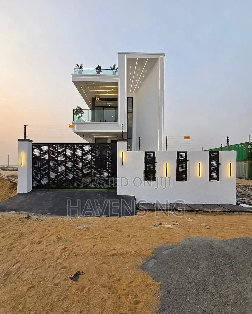 5bdrm Duplex in Lekki Phase 2 for sale in Lekki Phase 2