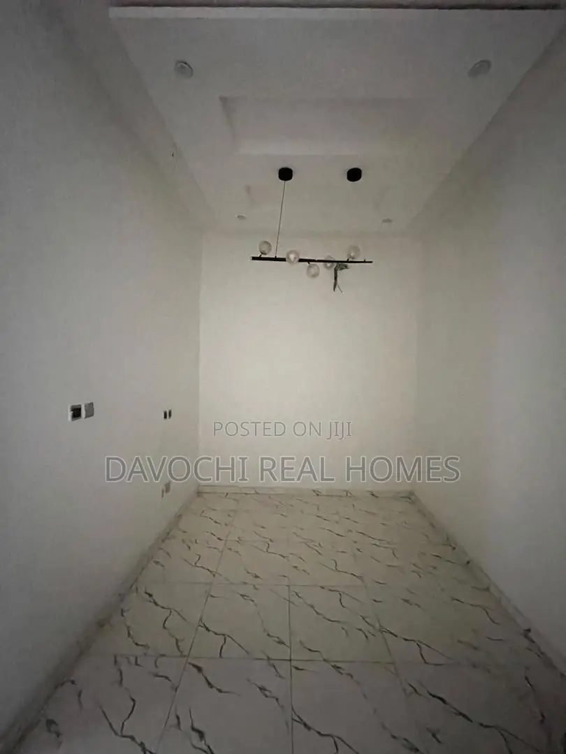 Luxury 4 Bedroom Terrace Duplex For Sale in Ikota