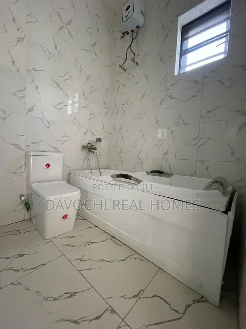Luxury 4 Bedroom Terrace Duplex For Sale in Ikota