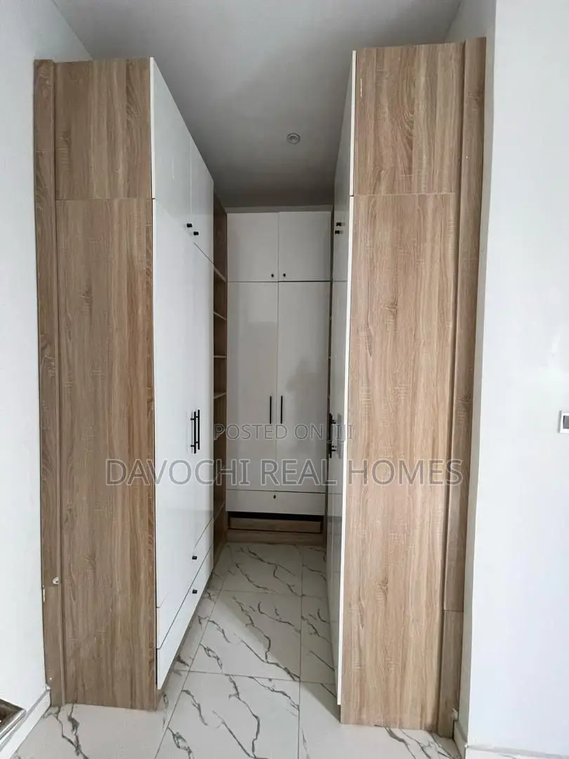 Luxury 4 Bedroom Terrace Duplex For Sale in Ikota