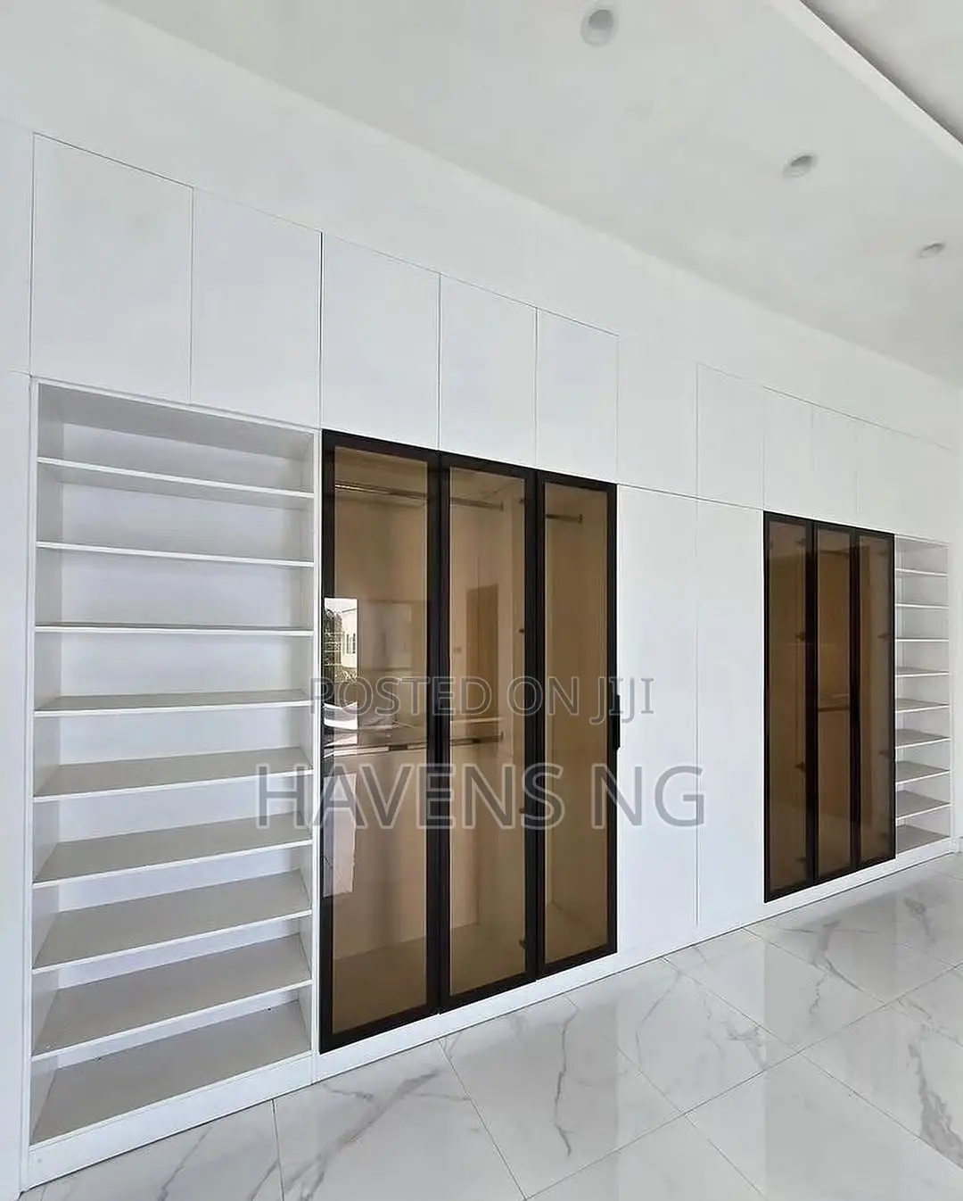 5bdrm Duplex in Lekki Phase 1 for sale in Lekki Phase 1